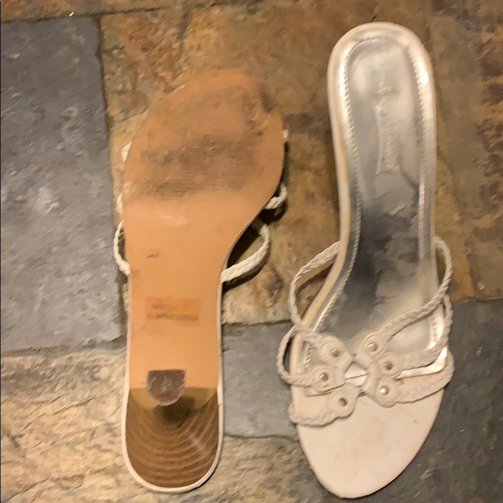 White heels - Picture 2 of 2